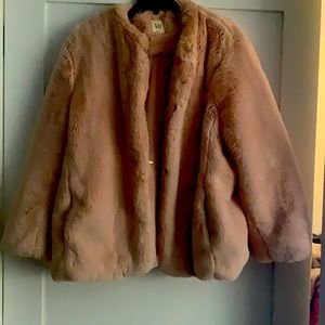 Faux fur pale pink jacket with hook closure fits size large thru 2x cute & warm